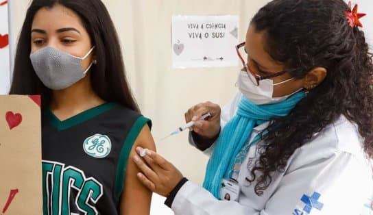 Imagem de Adolescentes de 12 a 17 anos com comorbidades começam a ser vacinados nesta segunda-feira, em Salvador