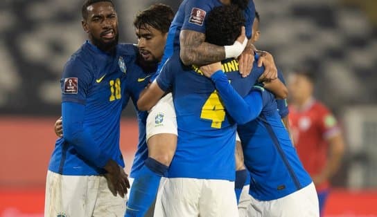 Imagem de Brasil sofre, mas bate Chile e segue 100% nas Eliminatórias; domingo é a vez de encarar a Argentina