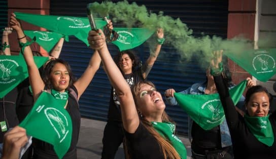 Imagem de Em meio a manifestações e atos a favor, Suprema Corte do México decide descriminalizar o aborto no país