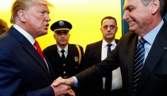 Imagem de “Trabalha duro para ajudar o povo”, declara Donald Trump ao tecer elogios a Bolsonaro durante evento