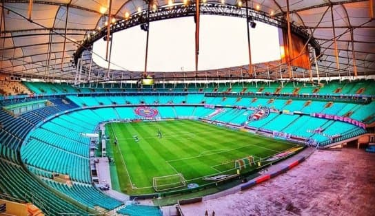 Imagem de De volta ao lar: Bahia encara o Bragantino na Fonte Nova após desativação do hospital de campanha