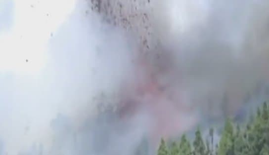 Imagem de VÍDEO: vulcão nas Ilhas Canárias que preocupou baianos entra em erupção