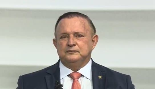 Imagem de "Tem que aprender a respeitar", diz Adolfo Menezes sobre punição a Capitão Alden; deputado está suspenso da Alba