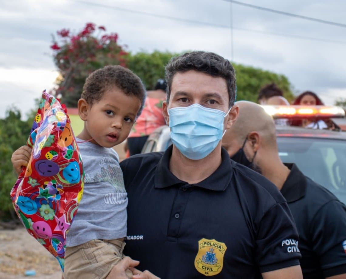  Campanha “um doce por um sorriso”: Delegacia de Iaçu realiza ação solidária para crianças do município