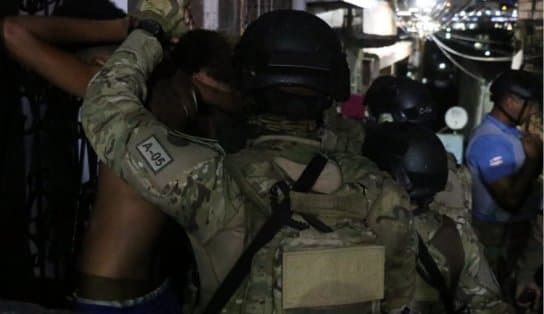 Imagem de Sete reféns são liberados em segundo caso de cárcere em um mesmo dia na Cidade Nova; cinco criminosos são presos na ação