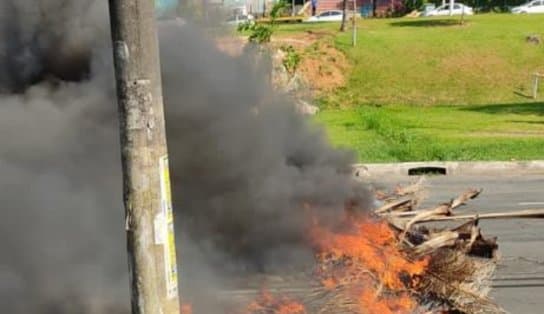 Imagem de Grupo diz que trabalhador foi preso injustamente no complexo do Nordeste e faz manifestação em Salvador 