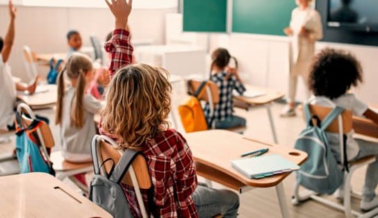 Imagem de Habilidades do aluno no futuro devem ser incluídas na educação escolar, aponta especialista