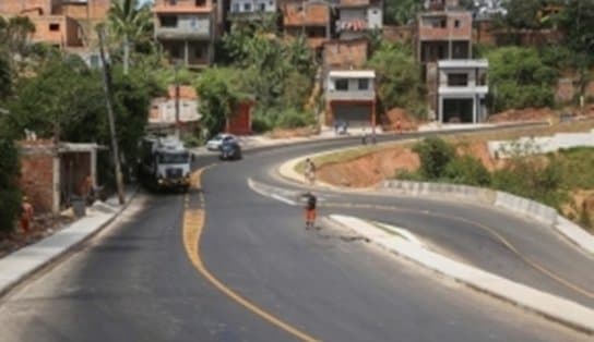 Imagem de Motociclista morre em acidente na Avenida Aliomar Baleeiro, em Salvador; vítima era cabo da PM