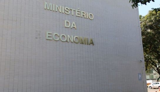 Imagem de Debandada! Quatro secretários do Ministério da Economia pedem exoneração após Guedes falar em romper o teto de gastos