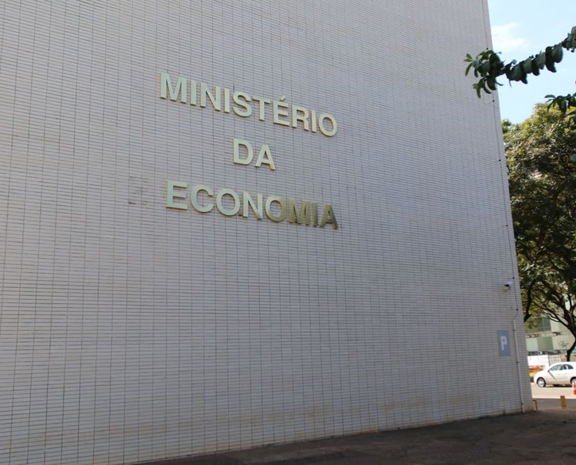 Debandada! Quatro secretários do Ministério da Economia pedem exoneração após Guedes falar em romper o teto de gastos