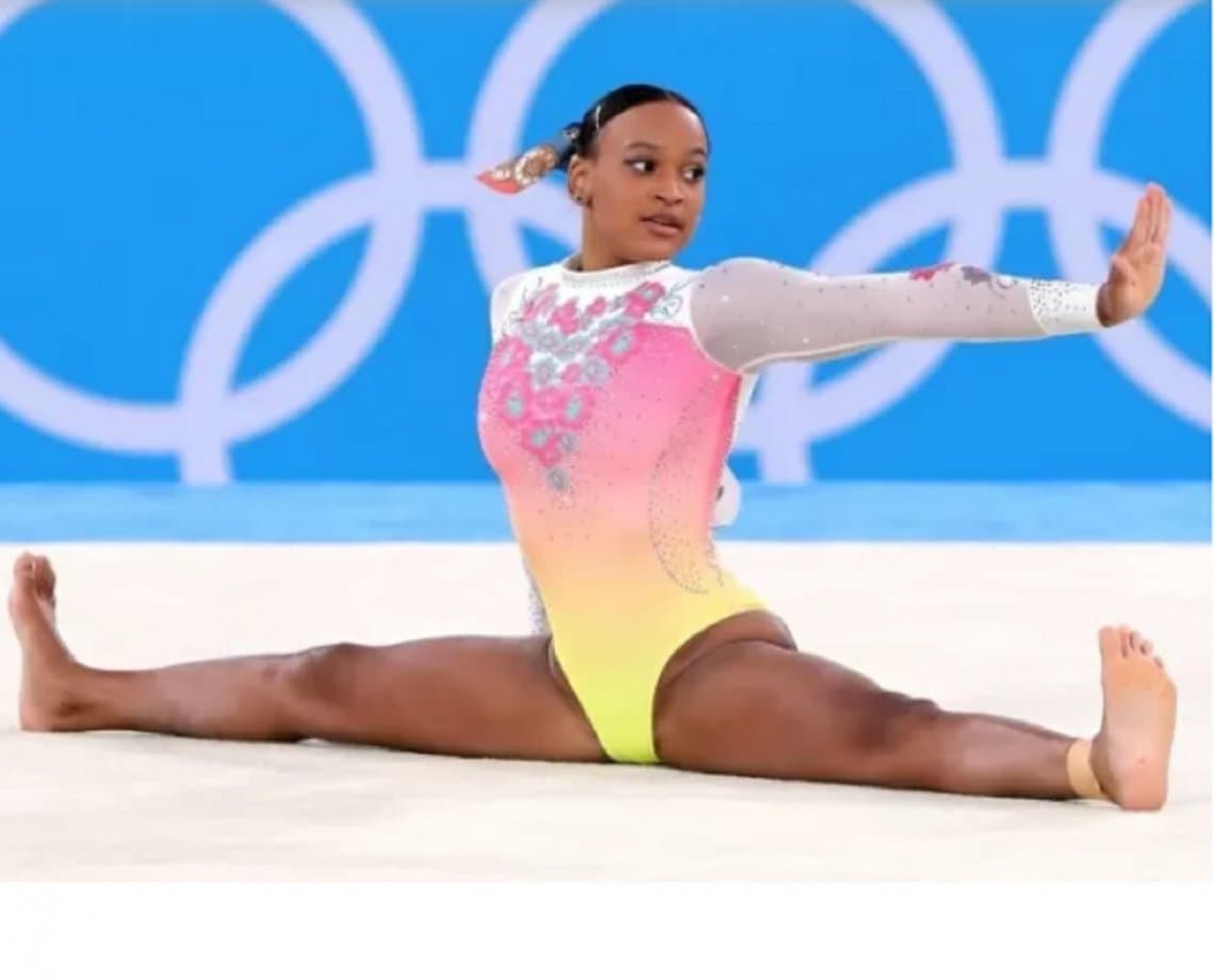 Após sucesso nas olimpíadas, Rebeca Andrade conquista outra medalha de ouro no Mundial de ginástica