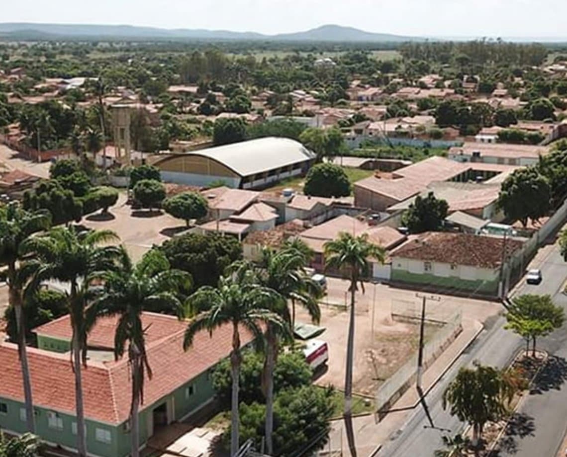 Moradores da cidade baiana onde prêmio da Mega Sena saiu criam especulações sobre vencedor: ele desligou o telefone 