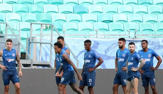 Imagem de Com apoio da torcida e pressionado pela ameaça de queda, Bahia encara o 'virtual' campeão na Fonte Nova