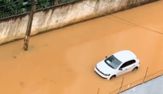 Imagem de 'Toda chuva é isso, mas hoje piorou': alagamentos e deslizamentos de terra são registrados em Salvador; vídeos