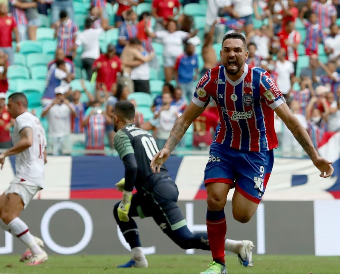 UFA! Com dois gols de Gilberto, Bahia vence Fluminense por 2 a 0 e deixa zona de rebaixamento da Série A