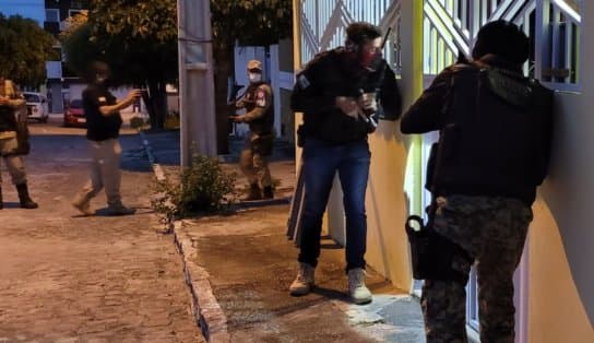 Imagem de Polícia deflagra megaoperação contra grupos criminosos no interior da Bahia; 27 já foram presos