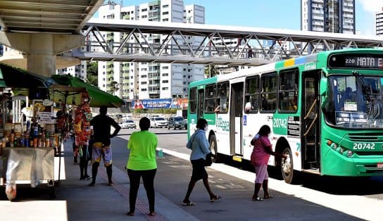 Imagem de Prefeitura apresenta novidade para mulheres que andam de ônibus em Salvador