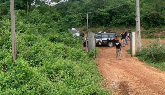 Imagem de Suspeito de matar mãe e filha é preso, confessa o crime e diz que matou por medo de ser denunciado; tentativa de estupro não é descartada 