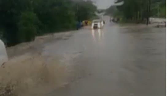 Imagem de Seu caminho: veja como estão 20 trechos de estradas após fortes chuvas na Bahia 