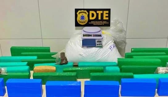 Imagem de Traficante é preso portando maconha e cocaína em Feira de Santana 