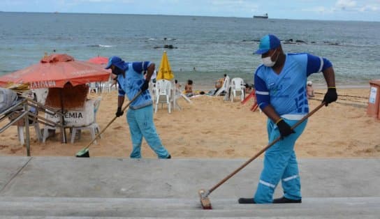 Imagem de Mesmo não sendo o ano do porco, 2022 começou com 330 toneladas de lixo "esquecidas" em praias no Réveillon 