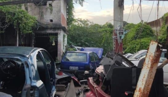 Imagem de Ponto de desmanche de carros roubados é desarticulado em Salvador; dono foi preso em flagrante