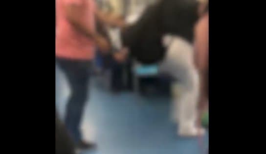 Imagem de VÍDEO: Mulher se recusa a usar máscara em metrô e é expulsa do local: "eu vou ver se você não sai agora daqui"