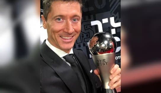 Imagem de Lewandowski e Alexia Putellas são eleitos melhores jogadores do mundo; única brasileira, Marta fica na "seleção da temporada"