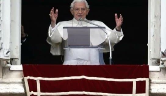 Imagem de Papa emérito Bento XVI é acusado de inação em casos de pedofilia na Alemanha