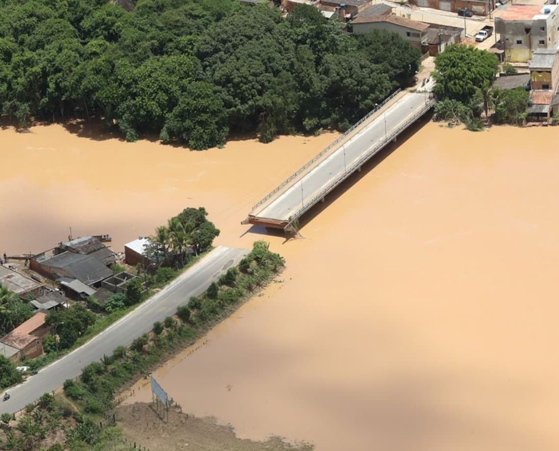 Governo libera mais R$ 418 milhões para recuperação de rodovias atingidas por chuvas na Bahia e outros 13 estados