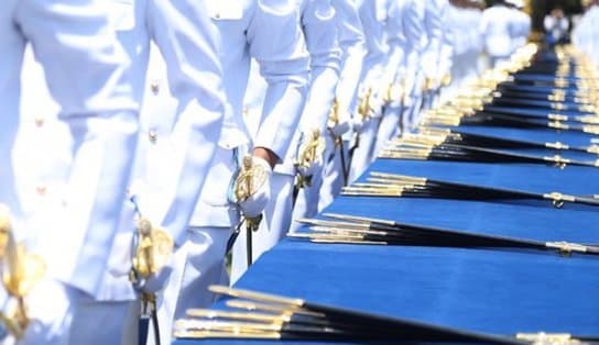 Imagem de Marinha divulga edital para Fuzileiro Naval com vagas em Salvador, bolsa começa em R$ 1.300