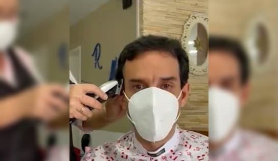 Imagem de 'Vamos vencer!': Léo Prates raspa o cabelo em apoio ao sobrinho diagnosticado com leucemia; veja vídeo