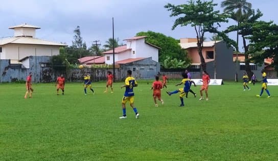 Imagem de Em jogo movimentado, Primeiro Passo vence Ninho de Águia pela Liga dos Campeões de Futebol de Várzea