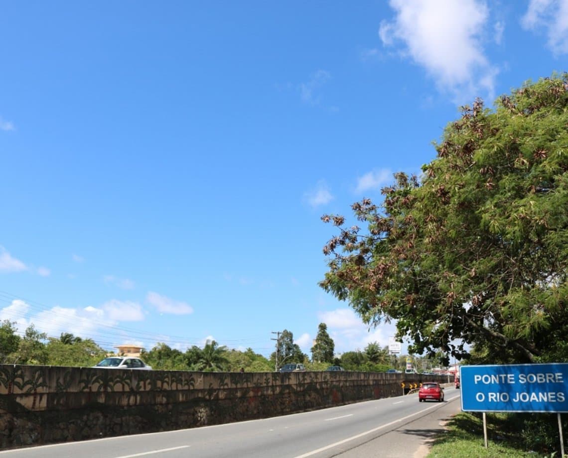 Obra causa interdição na Estrada do Coco desta terça até quinta; confira detalhes