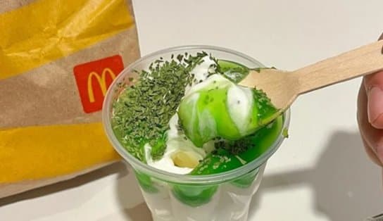 Imagem de Vai um sorvete com coentro? novidade está sendo vendida no MC Donald's da China