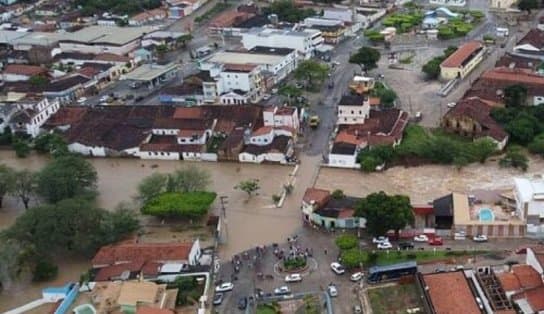 Imagem de Trabalhadores de mais uma cidade atingida pelas fortes chuvas na Bahia podem sacar FGTS nesta quarta-feira