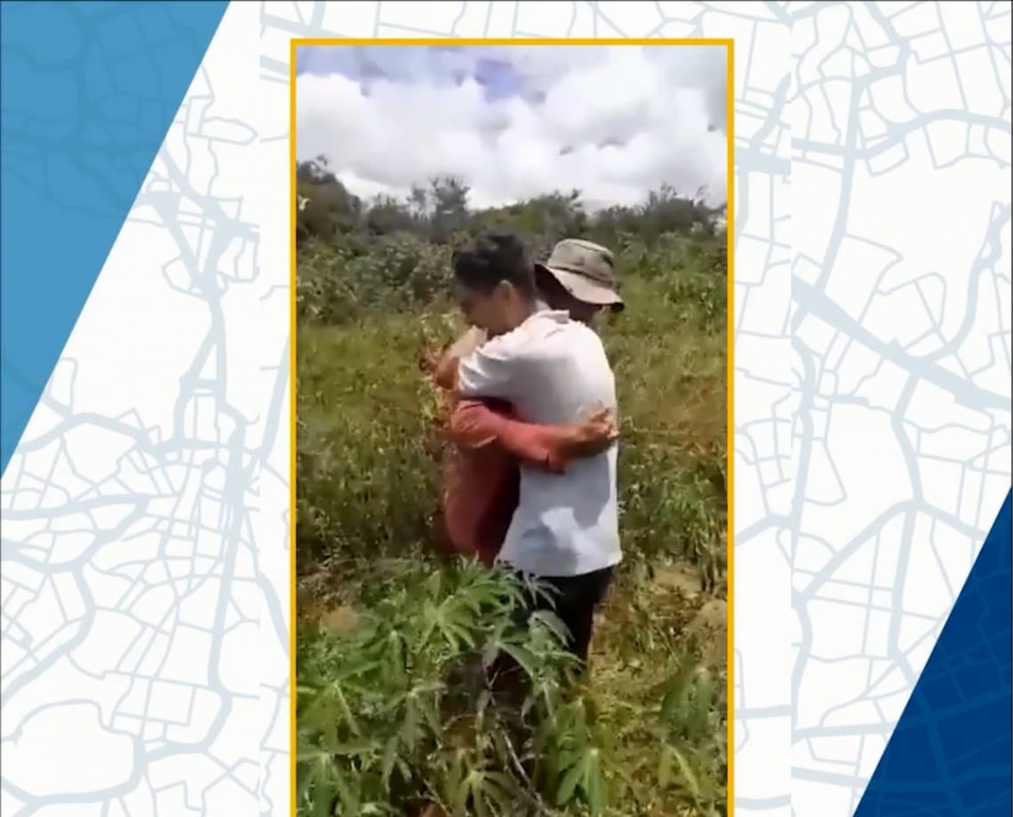 Aprovado em medicina, jovem baiano vai até o pai, trabalhador rural, e dá boa notícia; assista entrevista