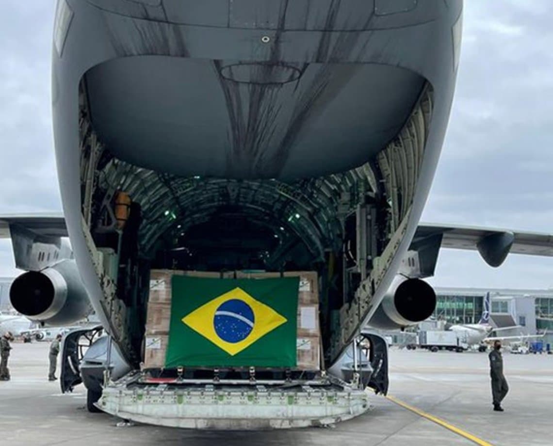 Ajuda: avião da FAB chega à Polônia para resgatar brasileiros da guerra