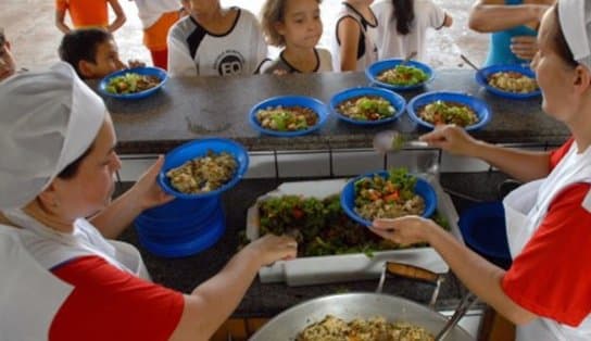 Imagem de "Deu ruim" na merenda do CPM Dendezeiros: alunos têm infecção alimentar e aula passa a ser online