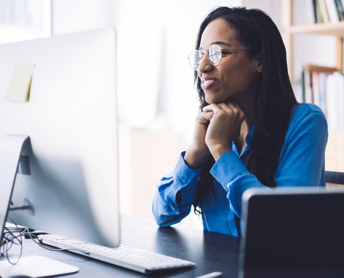 Capacitações on-line e gratuitas para mulheres são promovidas pelo Sebrae; veja como se inscrever