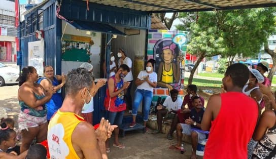 Imagem de Feira de Saúde leva serviços para população em situação de rua no Largo dos Mares