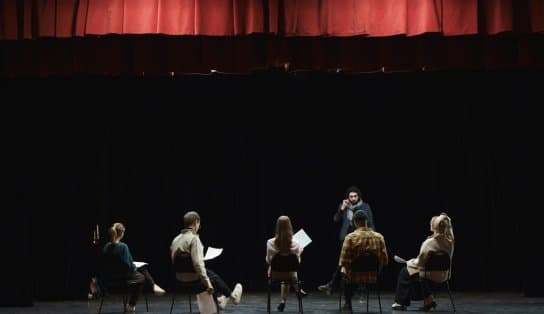 Imagem de Quer aprender a atuar? Está aberta a pré-inscrição para curso de teatro da Funceb; saiba mais