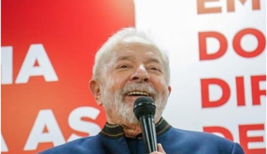 Imagem de Se eleito, Lula diz que vai tirar 8 mil militares do governo e critica "distribuição de dinheiro" feita por Bolsonaro 