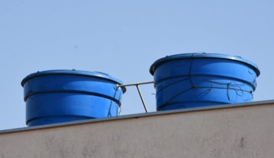 Imagem de Suspeito cai em caixa d'água ao tentar fugir da polícia, em Vitória da Conquista