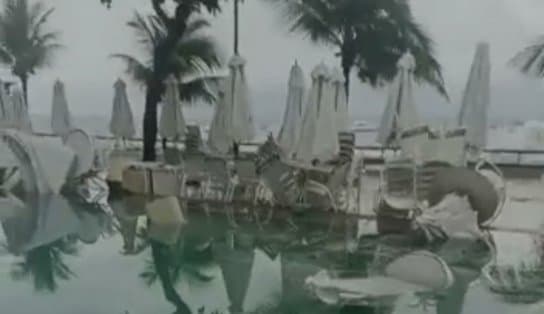 Imagem de Chuva provoca estrago em clube de luxo na Barra; veja vídeo  