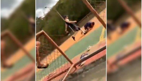 Imagem de Por conta de assobios, homem invade quadra de esportes e espanca jovem de 14 anos