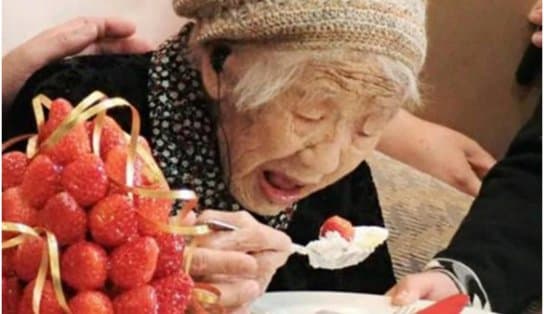 Imagem de Mulher mais velha do mundo morre aos 119 anos de idade no Japão; refrigerante e chocolate eram alimentos favoritos