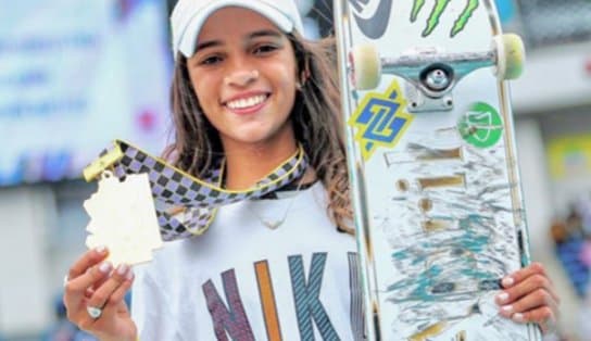 Imagem de Fadinha voando: aos 14 anos, Rayssa Leal vence o X-Games pela 1ª vez