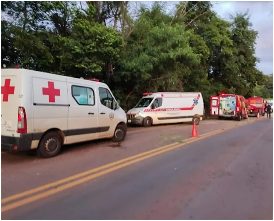 Tragédia: acidente com ônibus que fazia transporte de pacientes em tratamento médico deixa pelo menos 7 mortos  