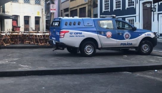 Imagem de Durante discussão em bar, homem é desarmado e acaba sendo baleado no Rio Vermelho